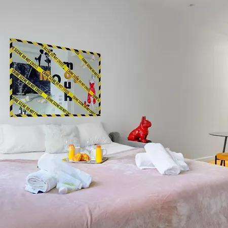 Apartment 210 Chanel - Superb In *